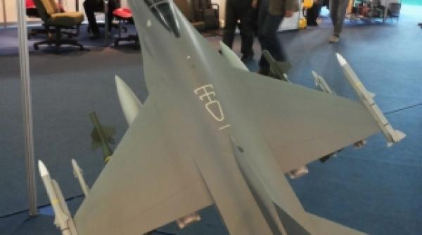 expomil 2013 vezi cele mai noi si puternice vehicule si arme ale lumii galerie foto