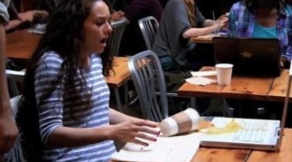 farsa cum a fost promovat filmul de groaza carrie video