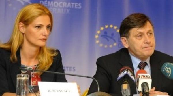 antonescu o felicita pe ramona manescu pentru decizia referitoare la cfr marfa