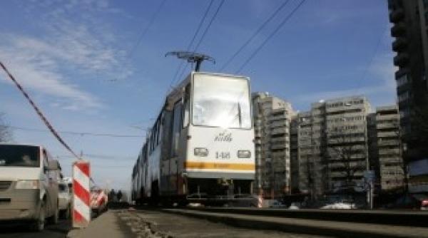 batran de 81 de ani lovit de tramvai in capitala