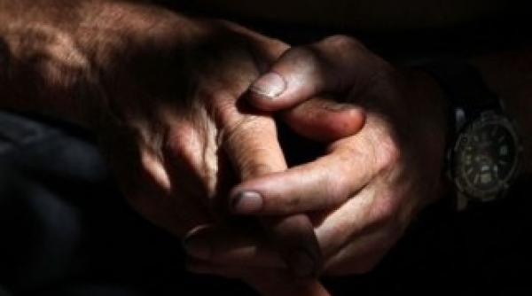 zeci de romani sclavi in portugalia sechestrati si exploatati