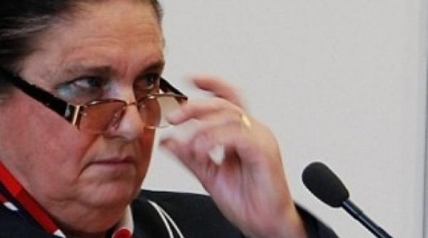 atac devastator la lucia hossu longin dupa premiile aptr