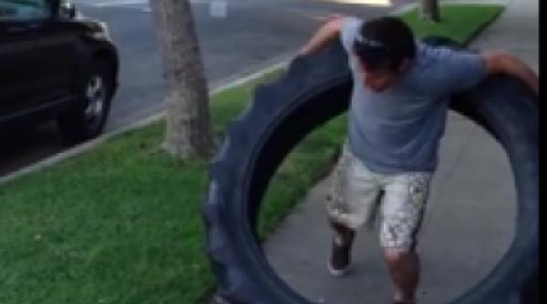 wow ce poti face cu un cauciuc de cateva zeci de kilograme video