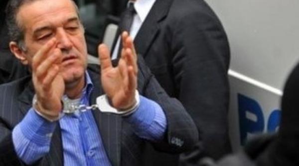 legea amnistiei nu elibereaza marile nume vezi de ce