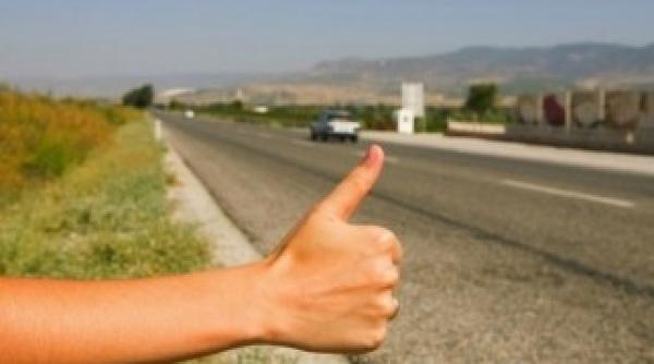 legea autostopului in dezbatere publica ce amenzi risti daca iei la ocazie persoane