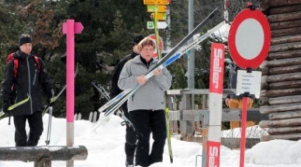angela merkel s ranit intr un accident la schi