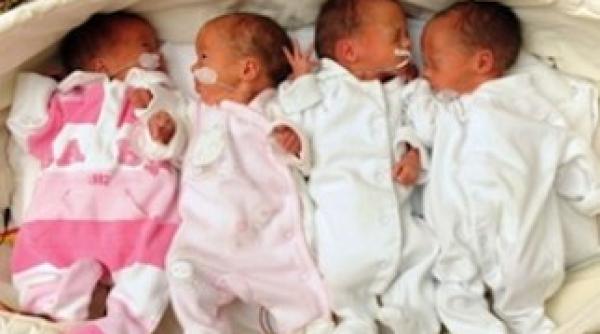 cvadrupleti nascuti la maternintatea din brasov
