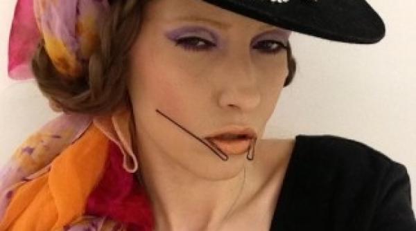 iulia albu aparitie terifianta niciodata nu iesit asa pe strada