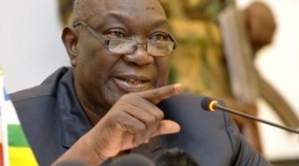 un presedinte de stat a fost fortat sa demisioneze din functie