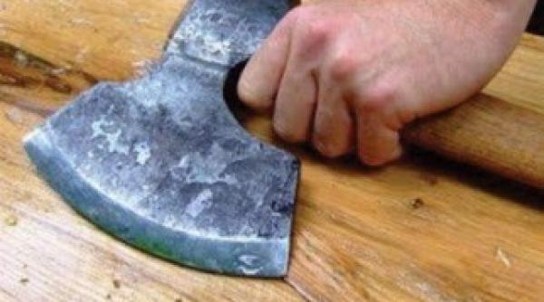 jandarmi atacati cu topoare bucuresti