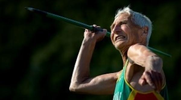 batranul care intampinat moartea cu o petrecere vezi povestea lui