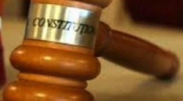 ccr oug privind reducerea posturilor din administratie neconstitutionala