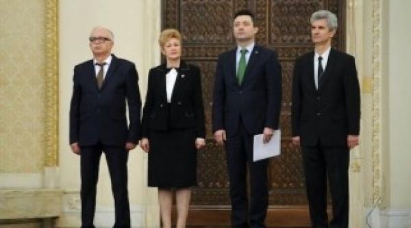 cei patru corifei ai justitiei