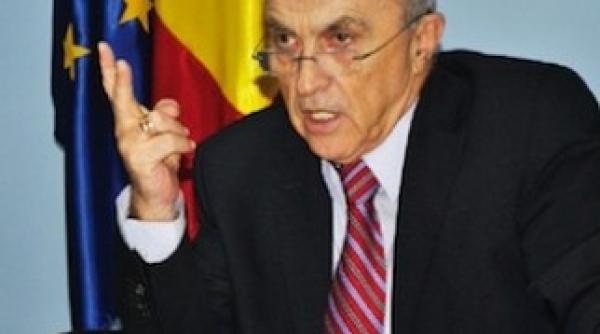 mircea cosma si fiul sau acuzati de trafic de influenta seniorul retinut de dna