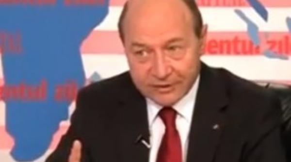 basescu despre quintus oricand s ar fi pupat pe gura cu iliescu