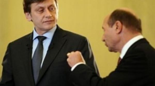 crin antonescu basescu actionat ca un inamic al democratiei