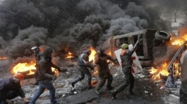 ciocniri sangeroase pe strazile din kiev sase decese confirmate