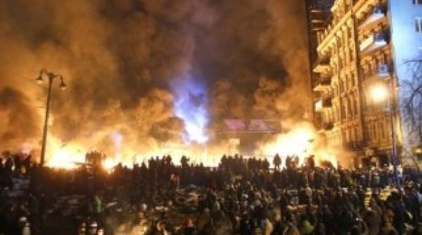 ucraina basescu face apel la ianukovici sa nu recurga la forta