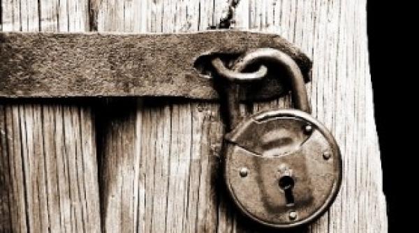 bancul zilei ion vine beat acasa iar maria il tine afara