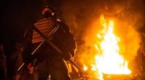 basescu somat din ucraina un deputat roman sustine masacrul din kiev