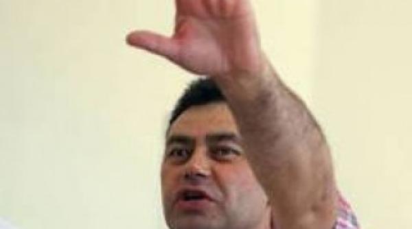 primarul din deveselu acuzat ca batut o femeie