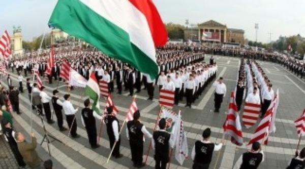 basescu cere interzicerea prin lege jobbik romania