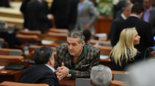 becali strigat de ajutor este o situatie speciala