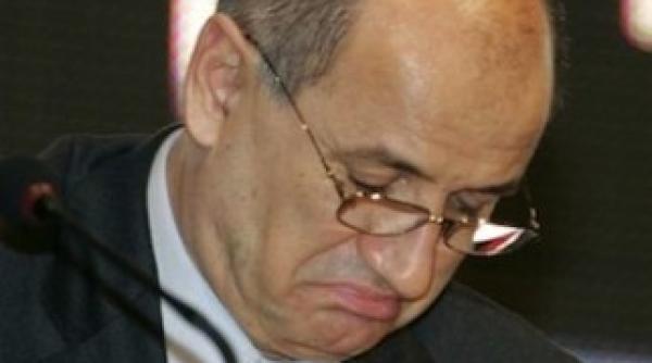 george copos plange toata ziua in inchisoare