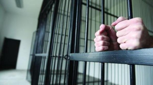 solu ie pentru miliardarii condamna i pastile in locul inchisorii