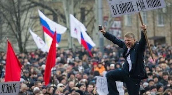 crimeea a votat alipirea la rusia estul ucrainei cauta sa preia modelul