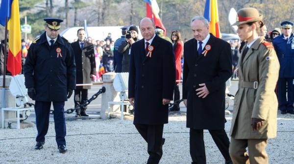 de ce renun a basescu la unirea cu republica moldova