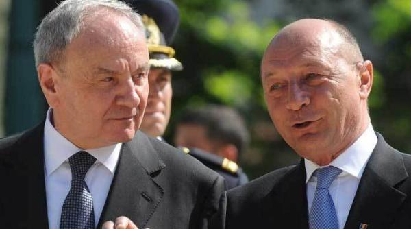 traian basescu i nicolae timofti intalnire de urgen a la ia i