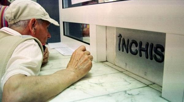 bancul zilei un tip are probleme cu o casieri a la banca