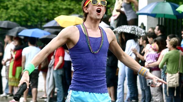 motivul pentru care barba ii se bucura de primavara explicat cu imagini