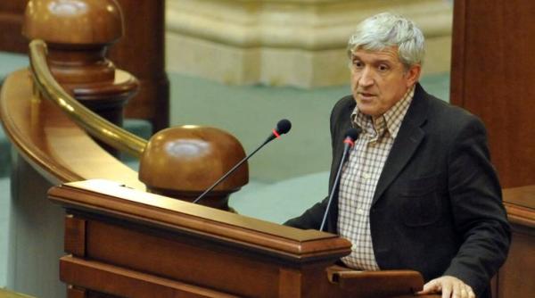 de unde au venit 2 000 de semnaturi pentru mircea diaconu