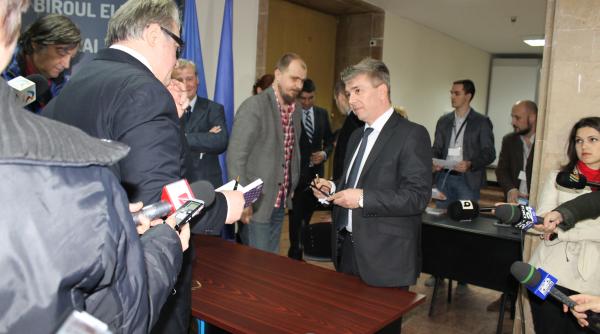 ce i a spus vadim tudor pre edintelui bec