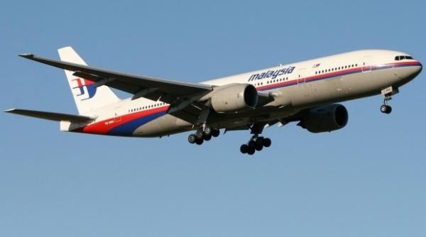 de ce s a prabu it avionul companiei malaysian airlines