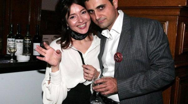 robert turcescu i oana sarbu s au despar it
