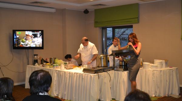 anca turca iu amintiri despre o dieta groaznica ce nedumerire a avut horia varlan