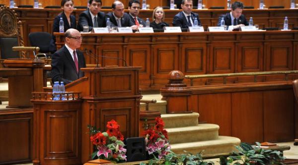 cine sunt parlamentarii care l au parasit pe basescu