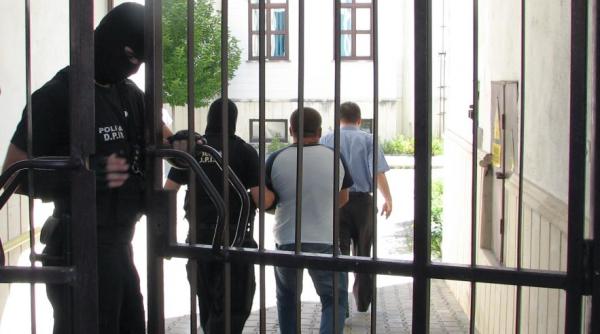 parchetul neaga ca s au facut perchezi ii la pro tv i la casa lui sarbu dar tace in legatura cu o lista importanta de companii media care ar fi vizate