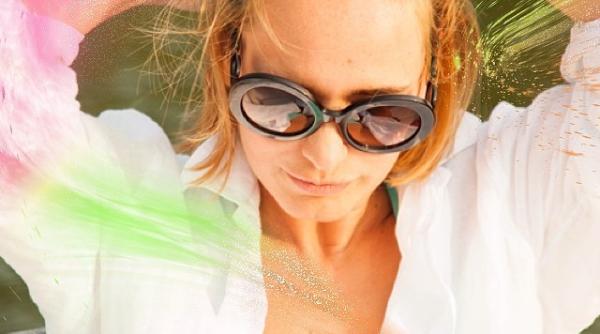 andreea esca apari ie sclipitoare cu decolteul la vedere