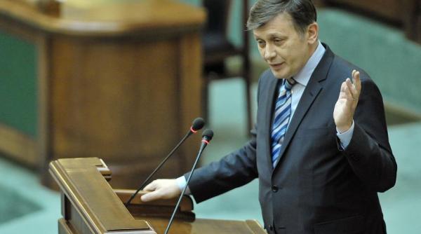 crin antonescu cere demisia unui consilier de al lui victor ponta