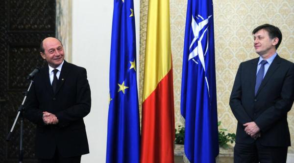 antonescu eu sunt un basist de ultima ora