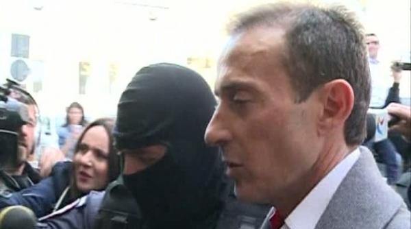 paga primita de mazare intermediata de un cunoscut om de afaceri