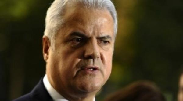 nastase penitenciarul il cheama pe basescu