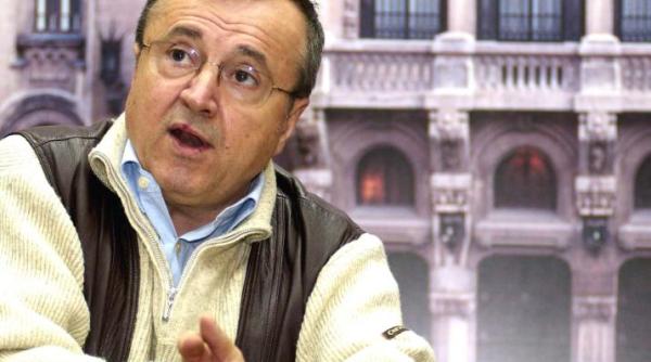 cristoiu il sfatuie te pe ponta sa mearga la un consult