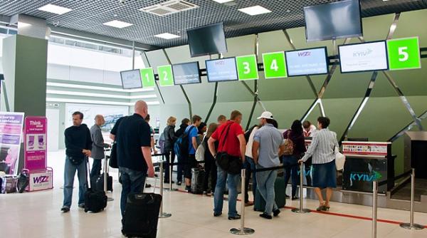 ucraina interzice intrarea barba ilor ru i in ara