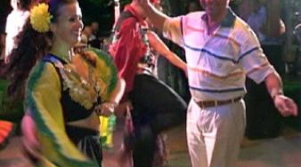 talentele politicienilor cand sunt happy video