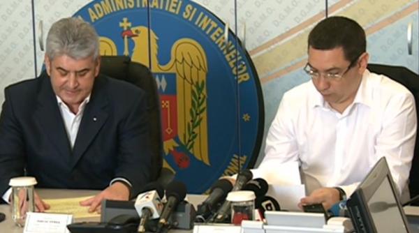 premierul ponta la centrul de comanda de la mai pentru inunda ii